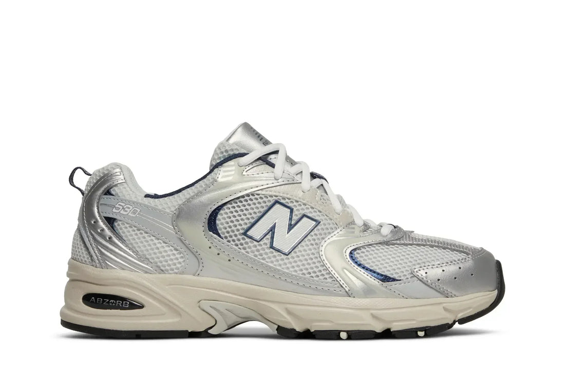 Tênis New Balance 530 Steel Grey Cinza vista lateral