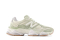 Tênis New Balance 9060 Garter Snake Pearl Grey Verde vista lateral