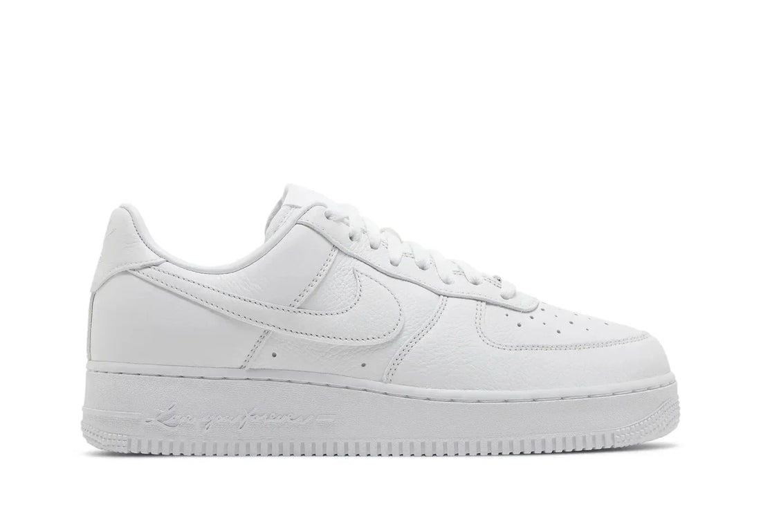 Tênis Nike Air Force 1 Low x Nocta Certified Lover Boy Branco vista lateral