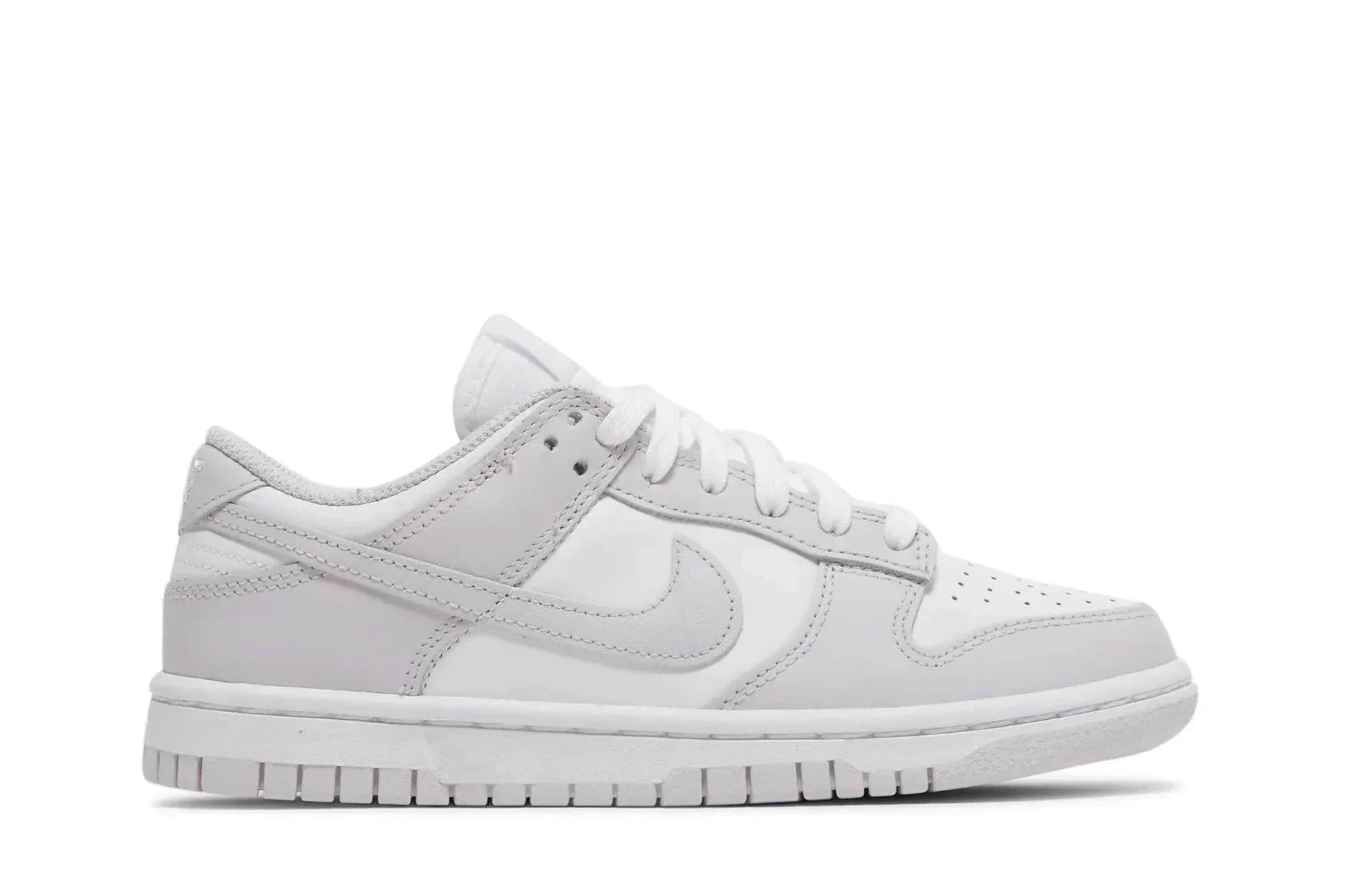 Tênis Nike Dunk Low Light Violet vista lateral