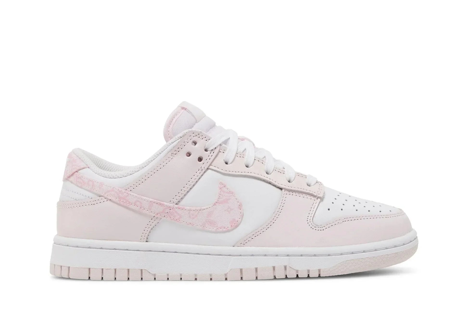Tênis Nike Dunk Low Pink Paisley Rosa vista lateral