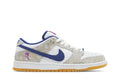 Tênis Nike Sb Dunk Low x Rayssa Leal Bege vista lateral