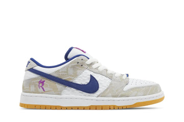 Tênis Nike Sb Dunk Low x Rayssa Leal Bege vista lateral