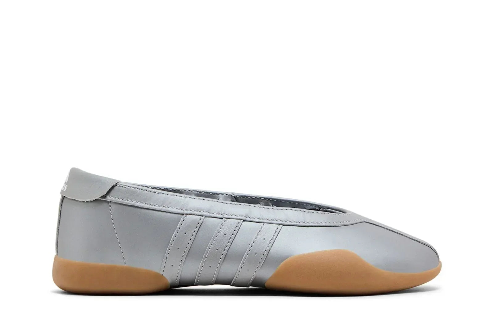 Tênis Adidas Taekwondo Mei Ballet Silver Metallic Prateado detalhe do solado