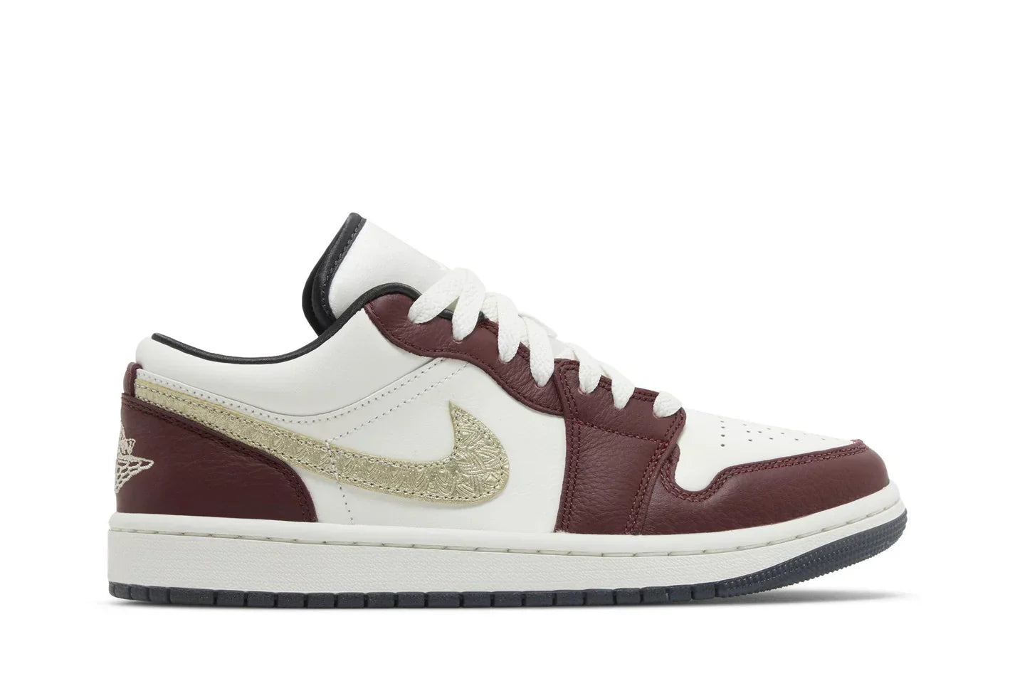 Tênis Air Jordan 1 Low Year of Dragon 2024 vista superior