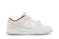 Tênis Nike Dunk Low SE Just Do It White Phantom Branco vista superior